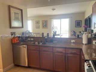 8395 SW 73rd Ave Unit: 906