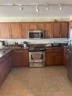8395 SW 73rd Ave Unit: 906