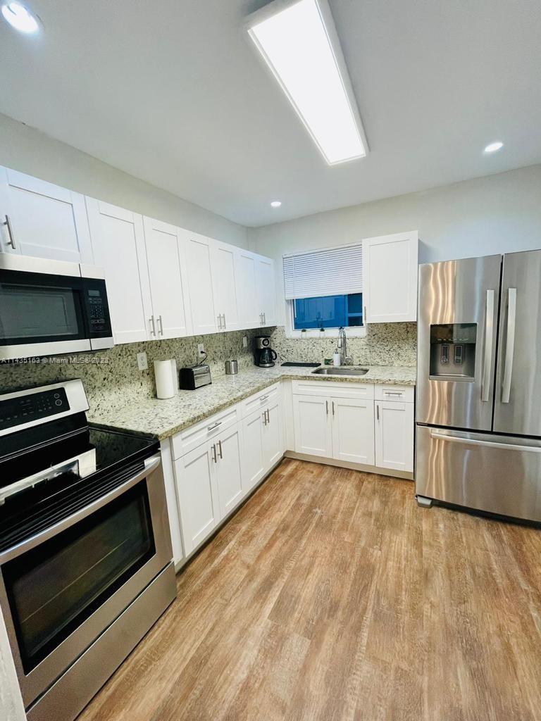 1031 NW 41st St