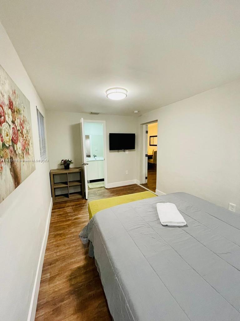 1031 NW 41st St