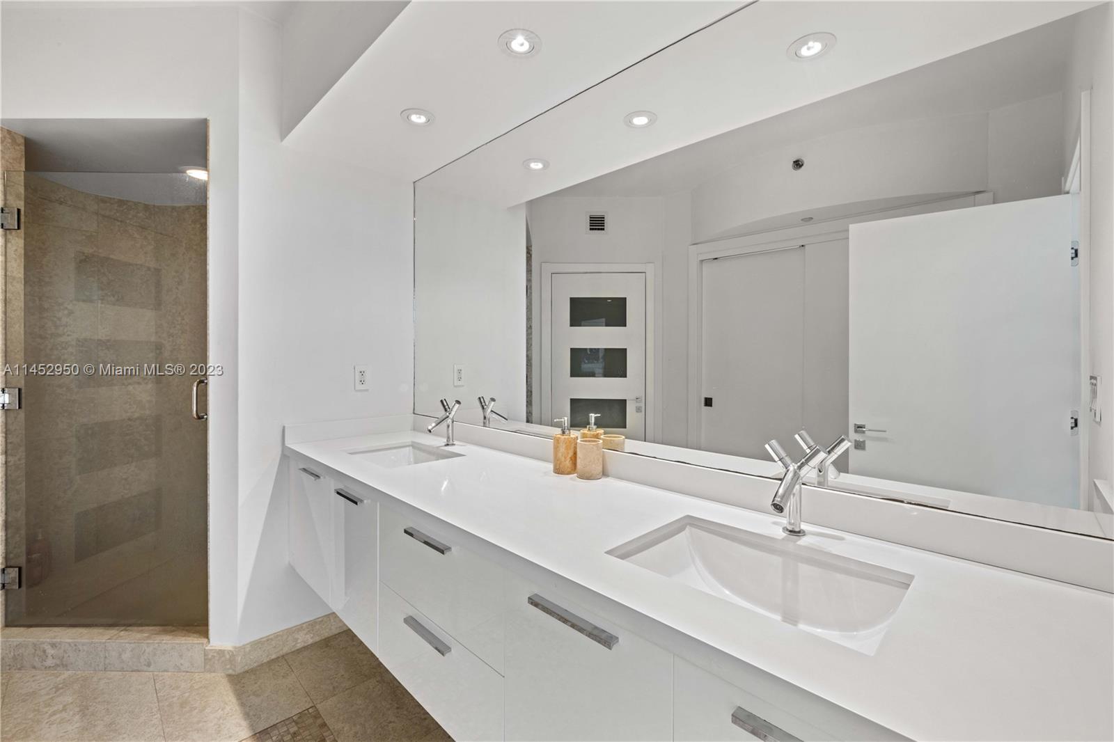 400 Alton Rd Unit: 610