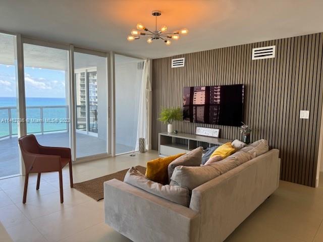 6301 Collins Ave Unit: 1608