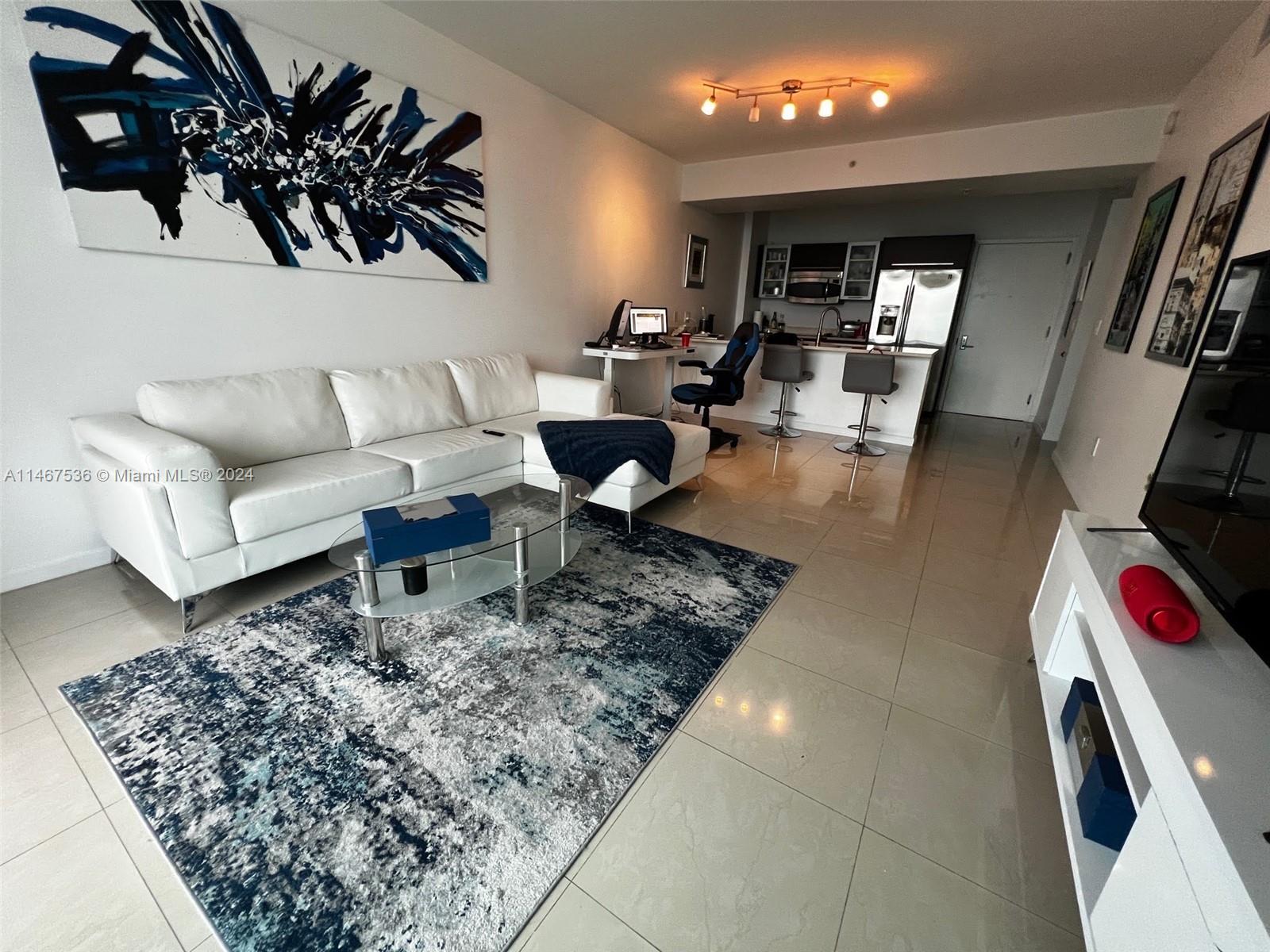 333 NE 24th St Unit: 1104
