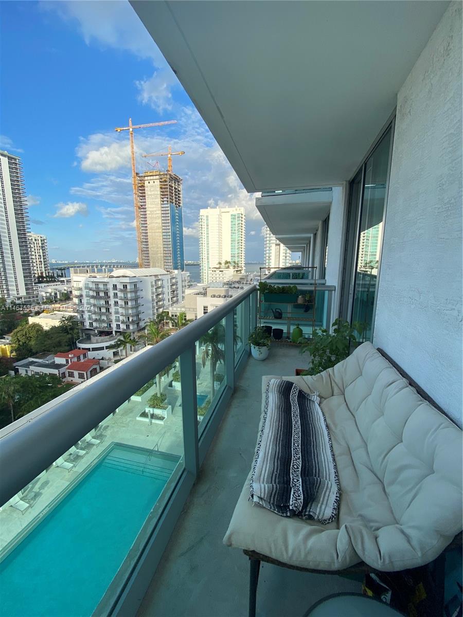 333 NE 24th St Unit: 1104