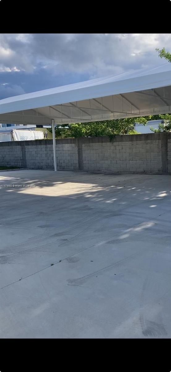 680 NW 71st St