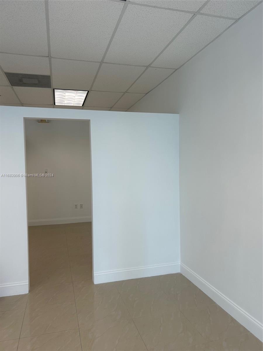 175 SW 7th St # 1504