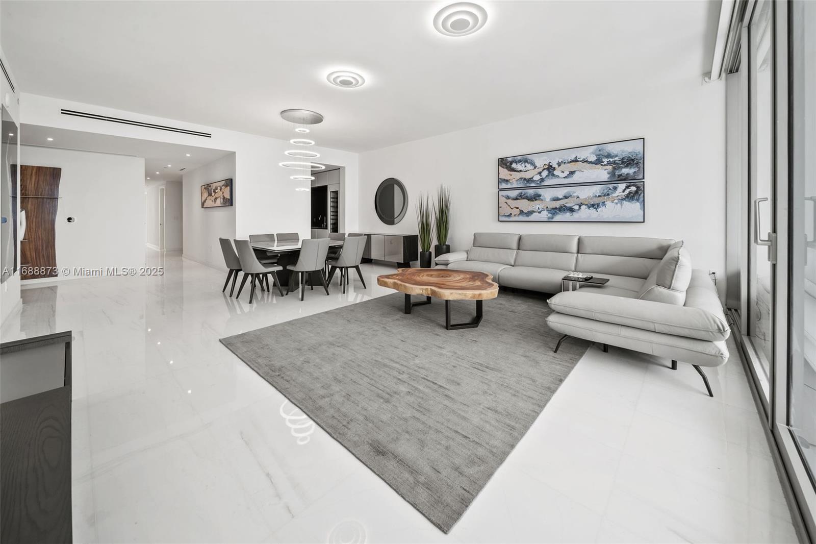 300 Biscayne Blvd Way # 3803