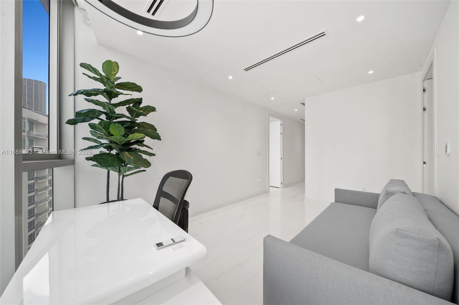 300 Biscayne Blvd Way # 3803