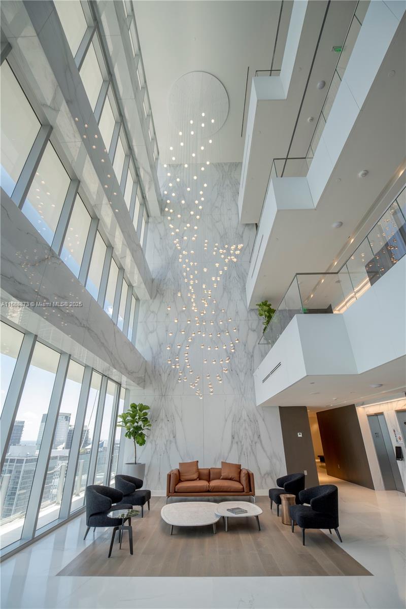 300 Biscayne Blvd Way # 3803