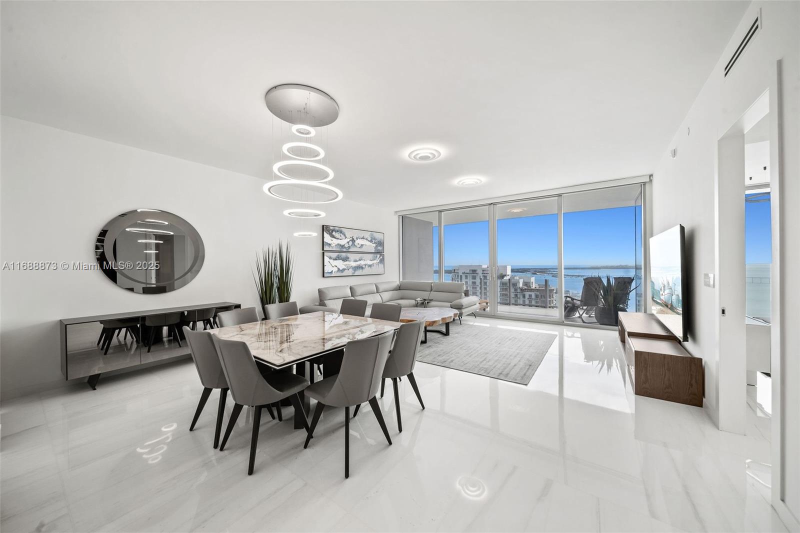 300 Biscayne Blvd Way # 3803