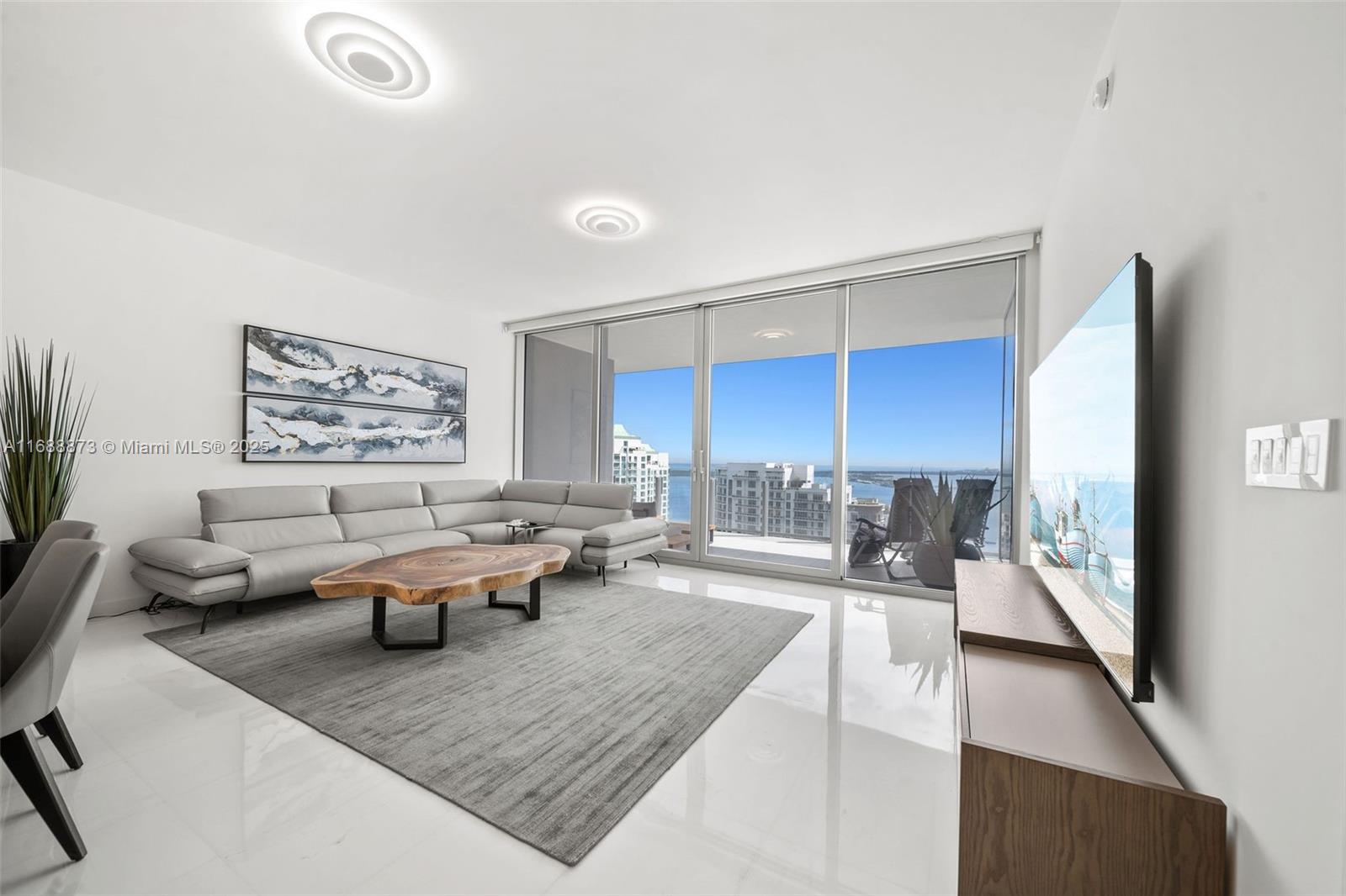 300 Biscayne Blvd Way # 3803