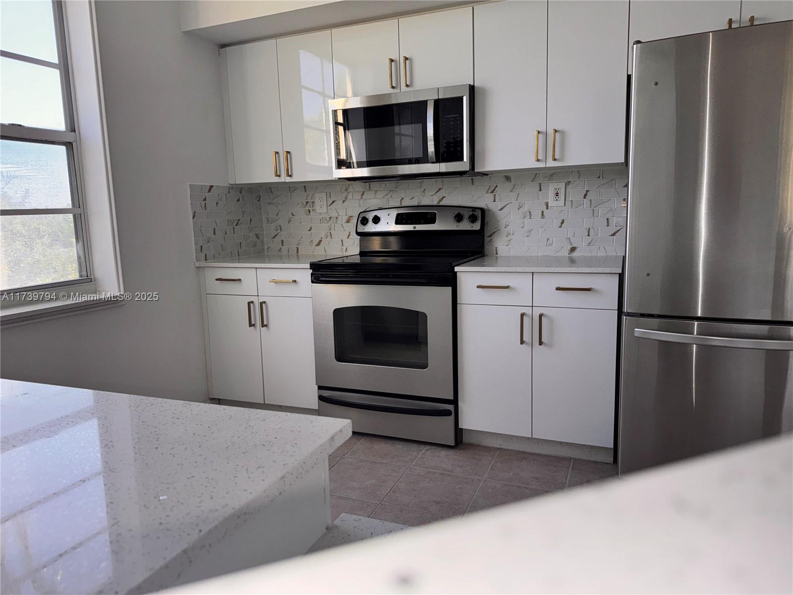 520 SE 5th Ave # 2210
