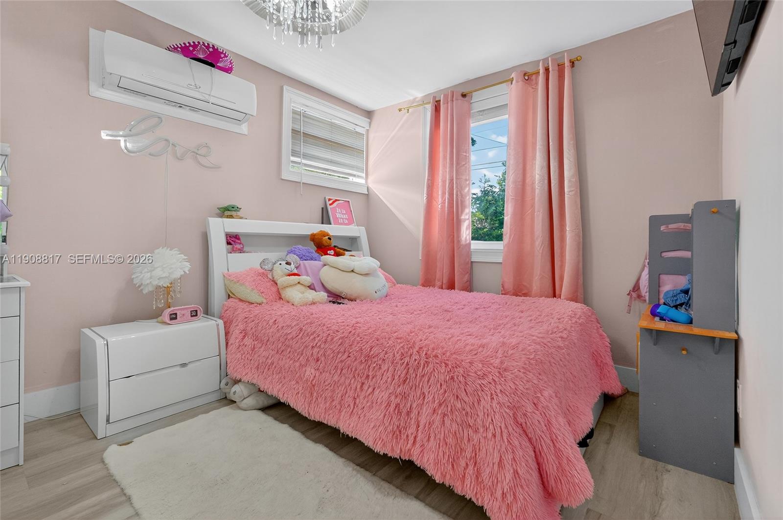 155 NW 124th St