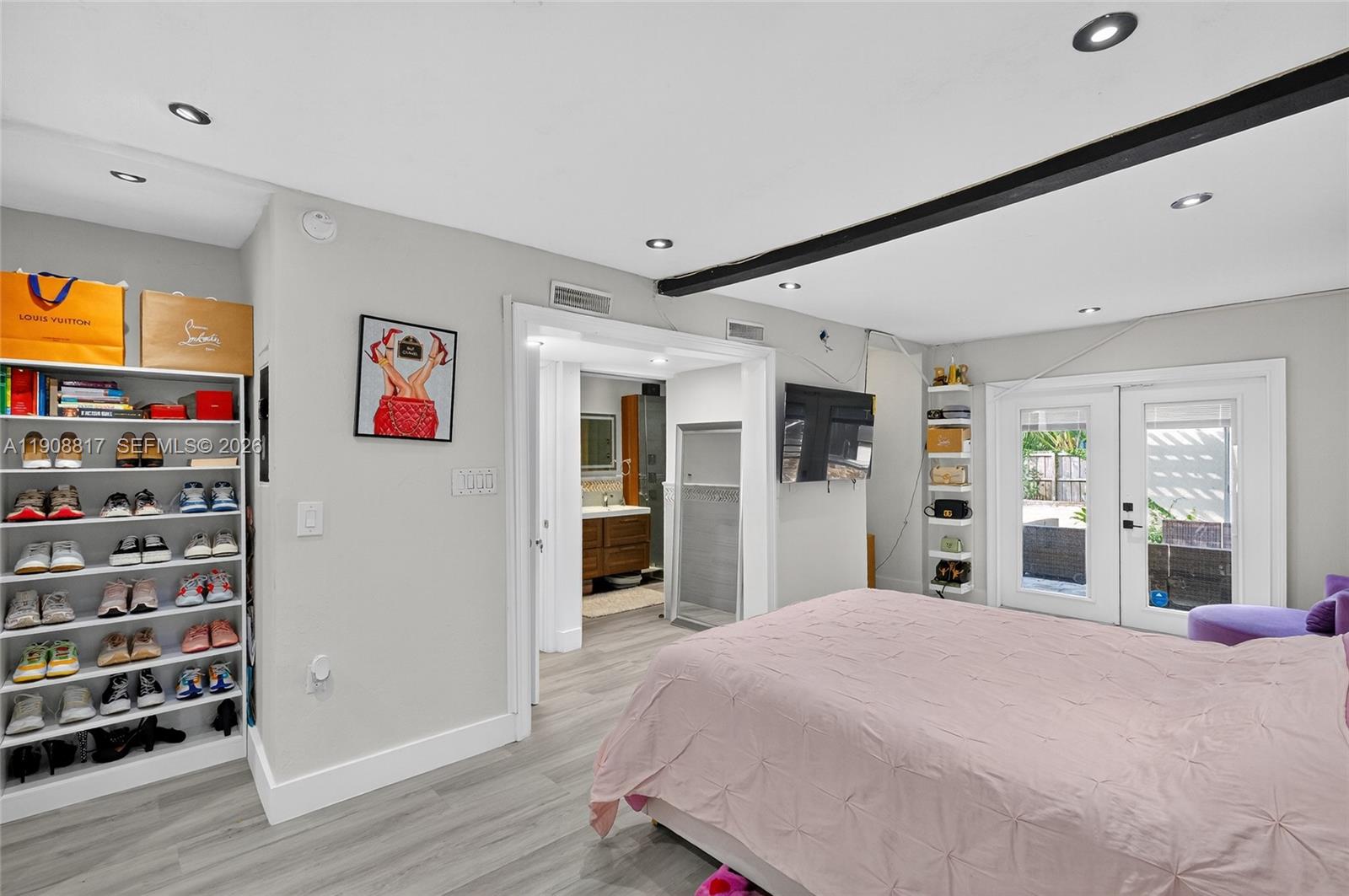 155 NW 124th St