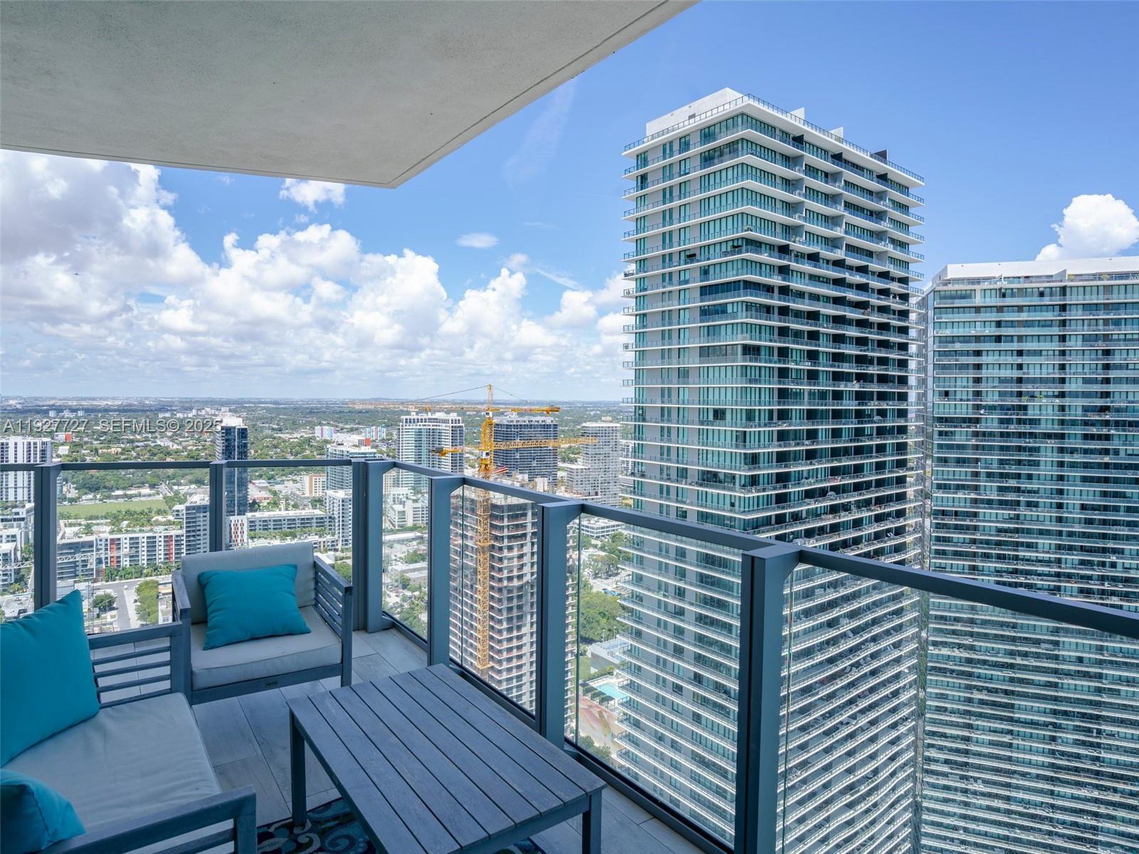 2900 NE 7th Ave # 4301