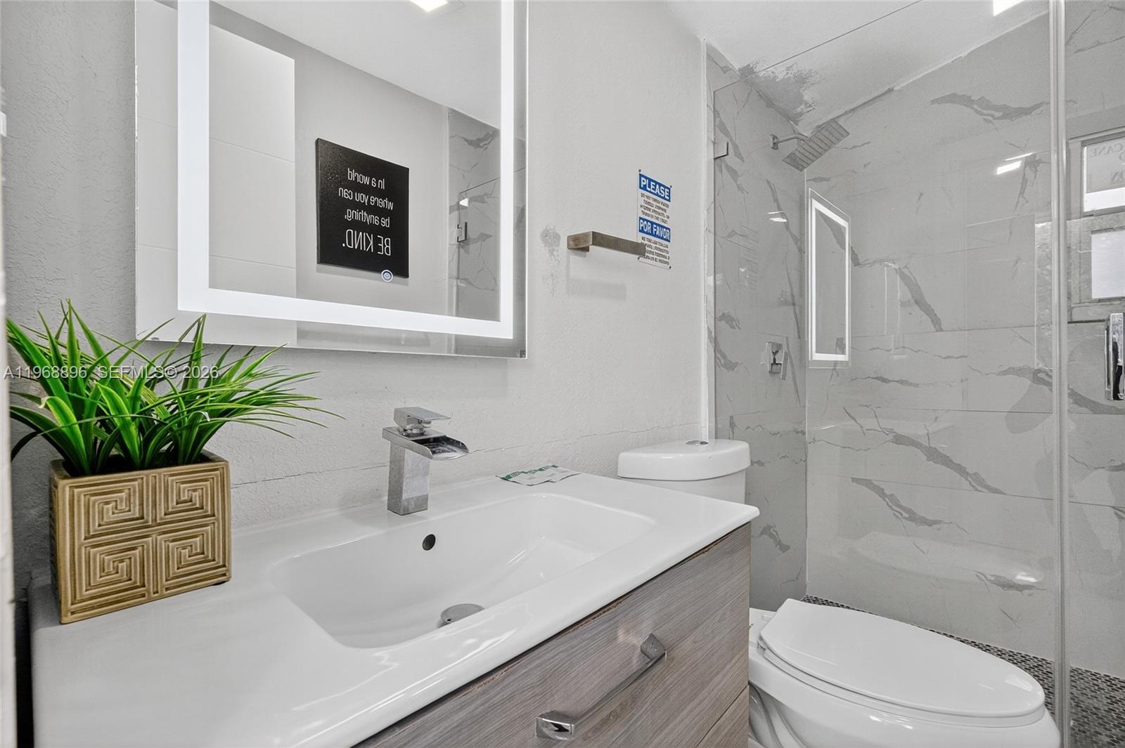 231 NW 44th St