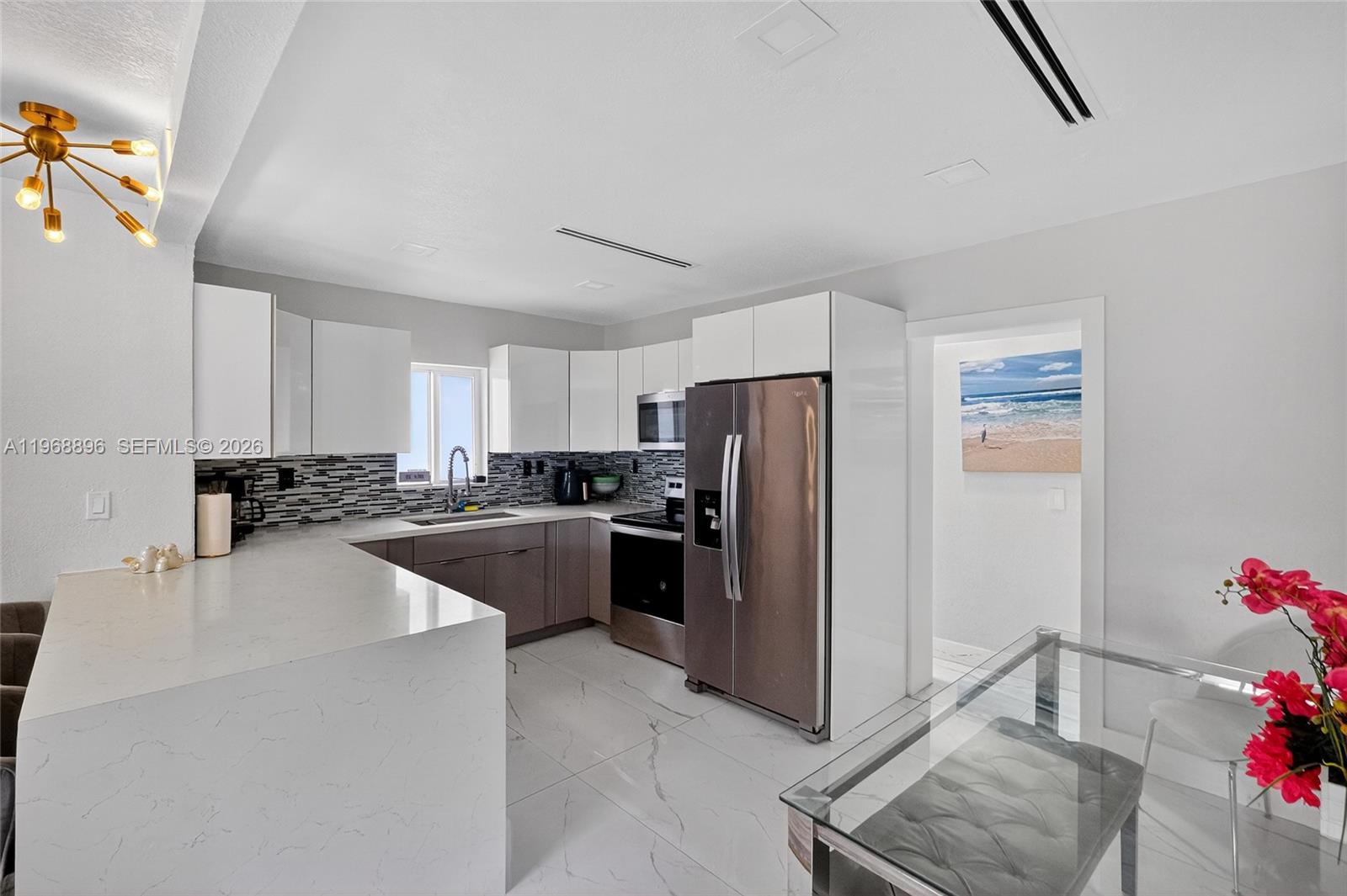 231 NW 44th St