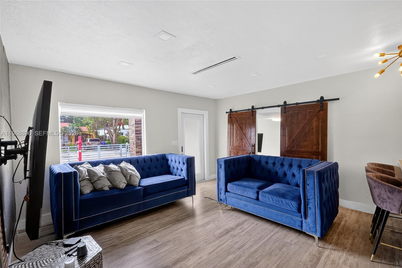 231 NW 44th St