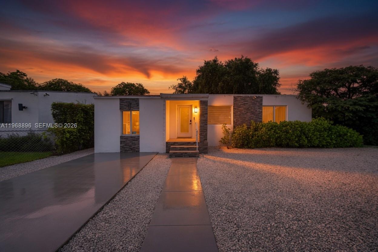 231 NW 44th St