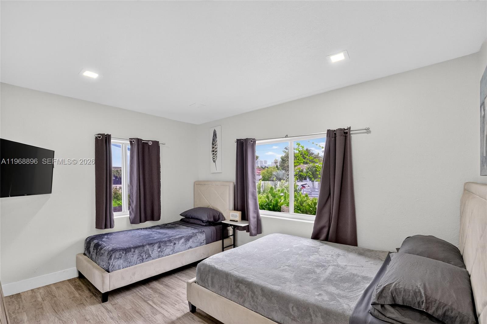 231 NW 44th St