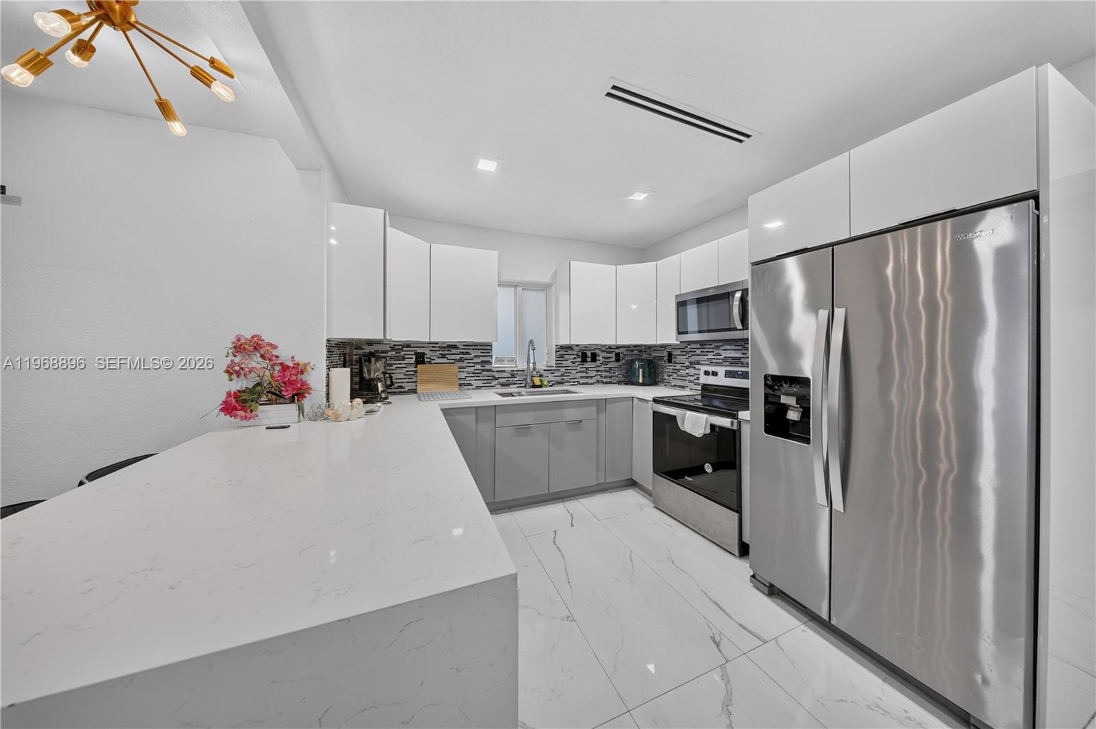 231 NW 44th St