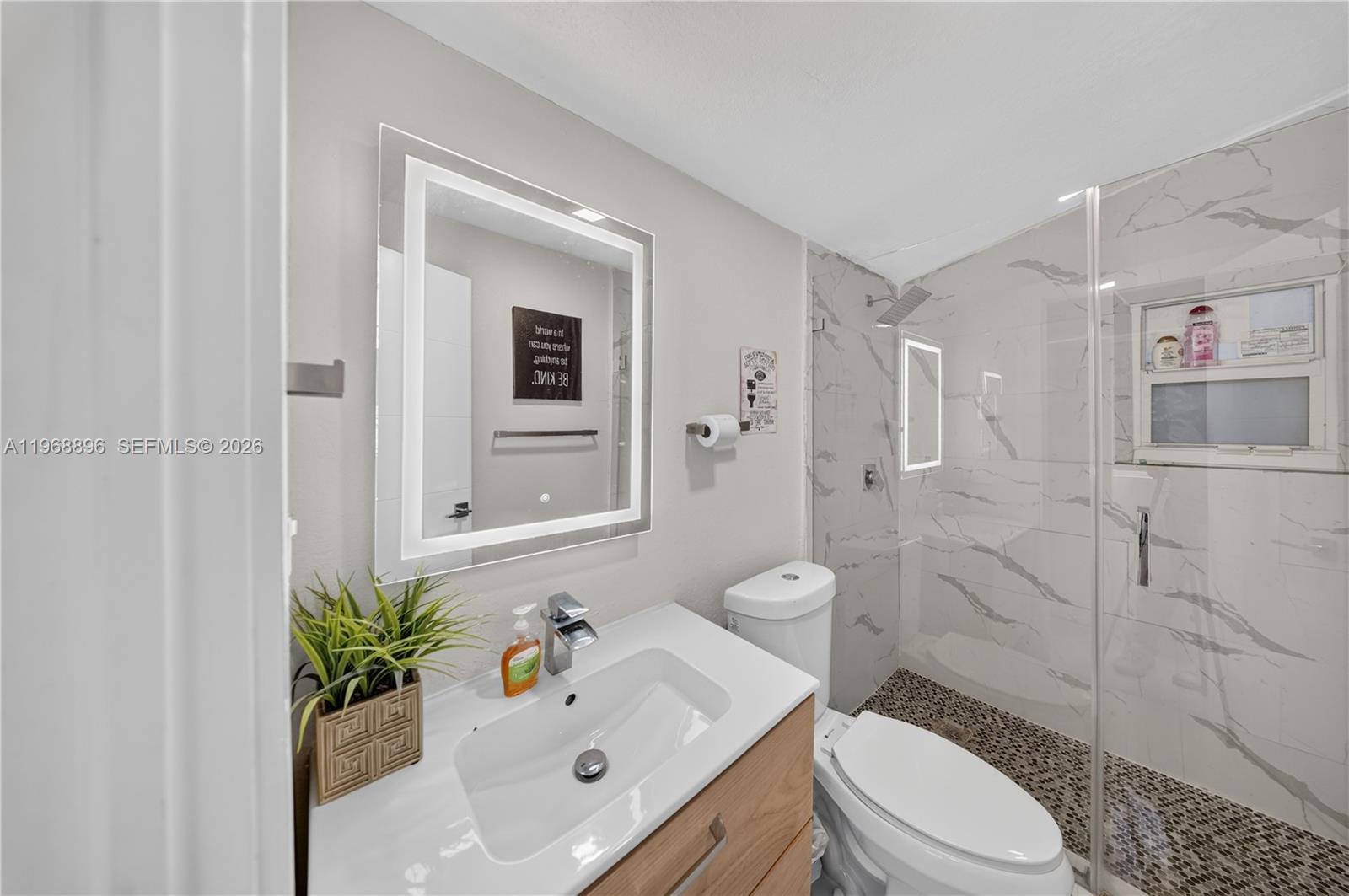 231 NW 44th St