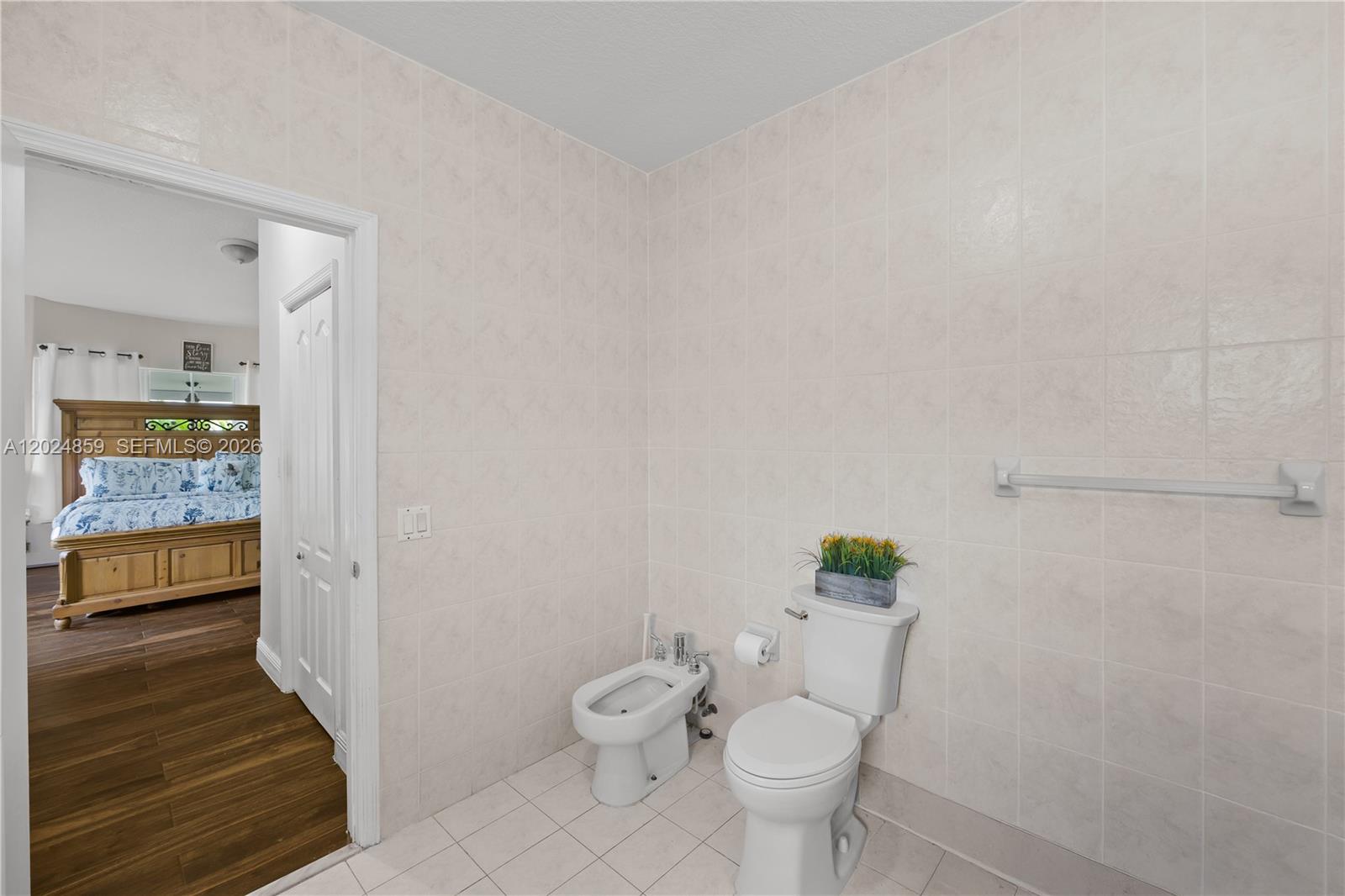 7831 NW 160th Ter