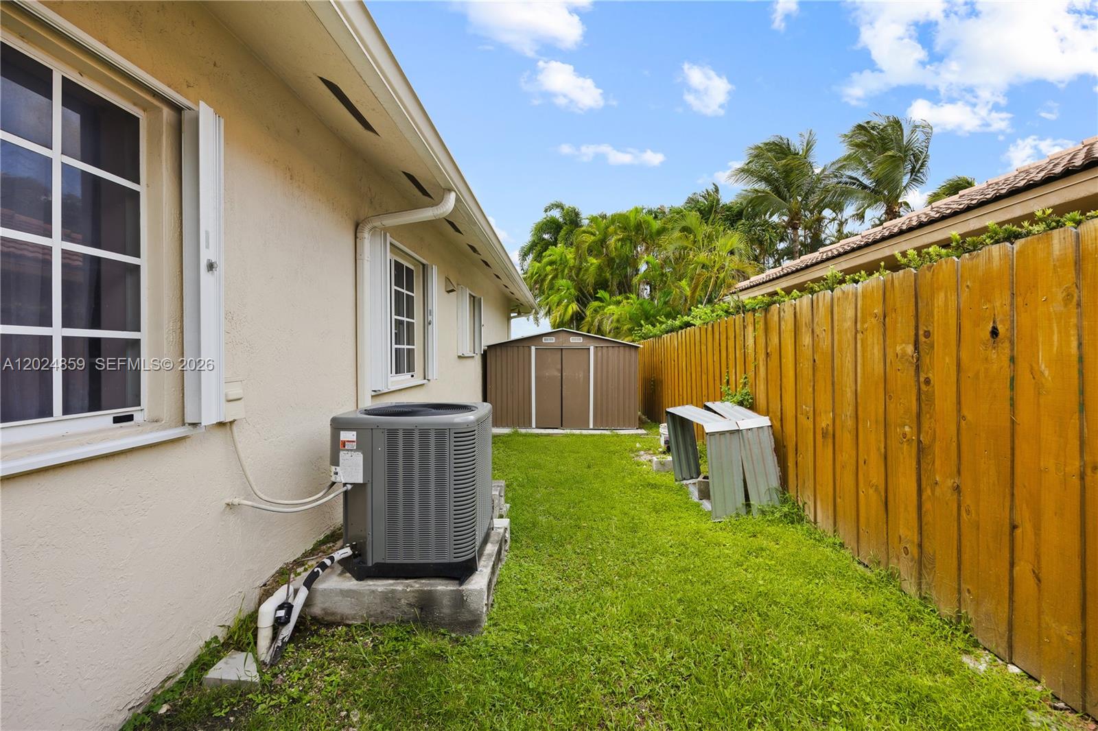 7831 NW 160th Ter