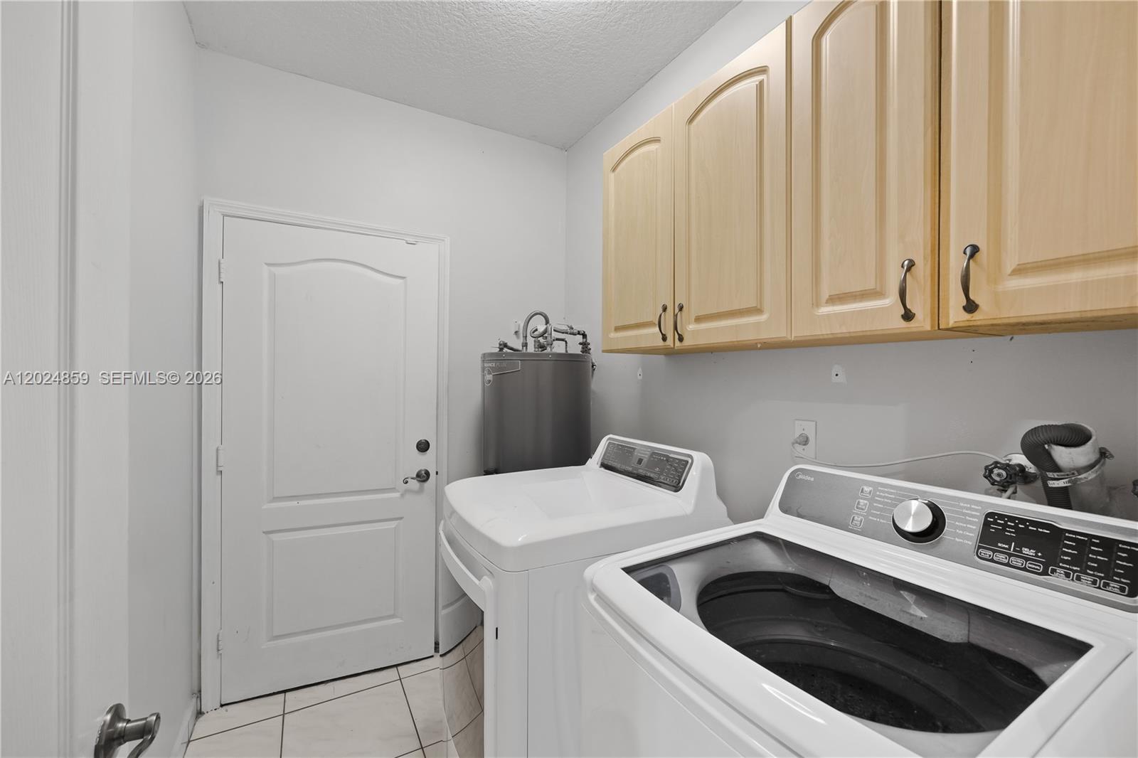 7831 NW 160th Ter