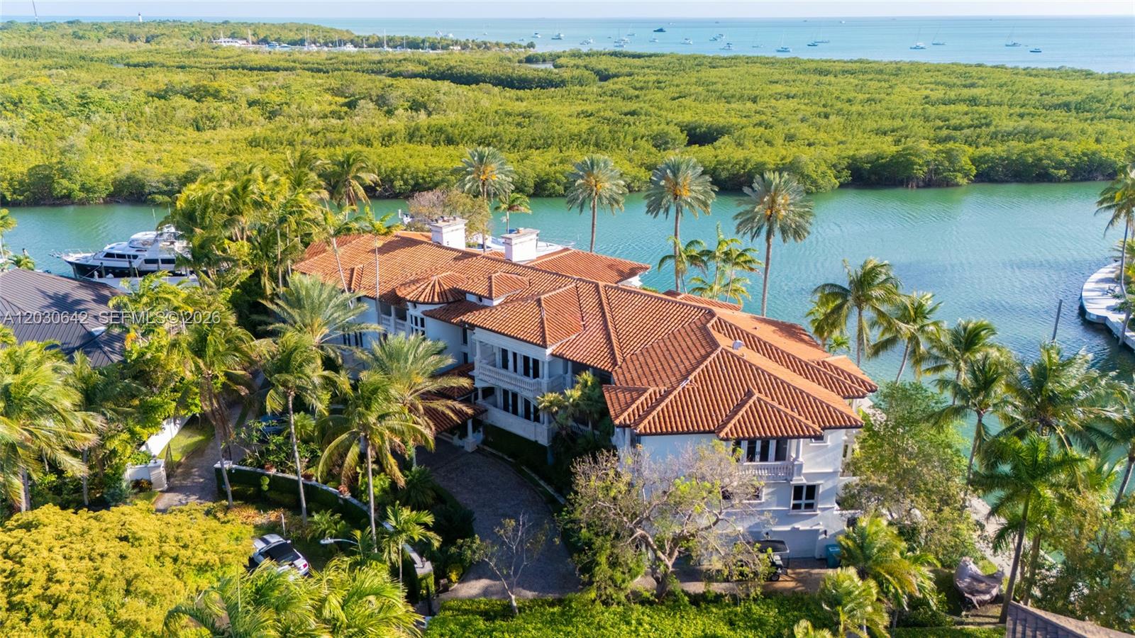 260 Cape Florida Dr