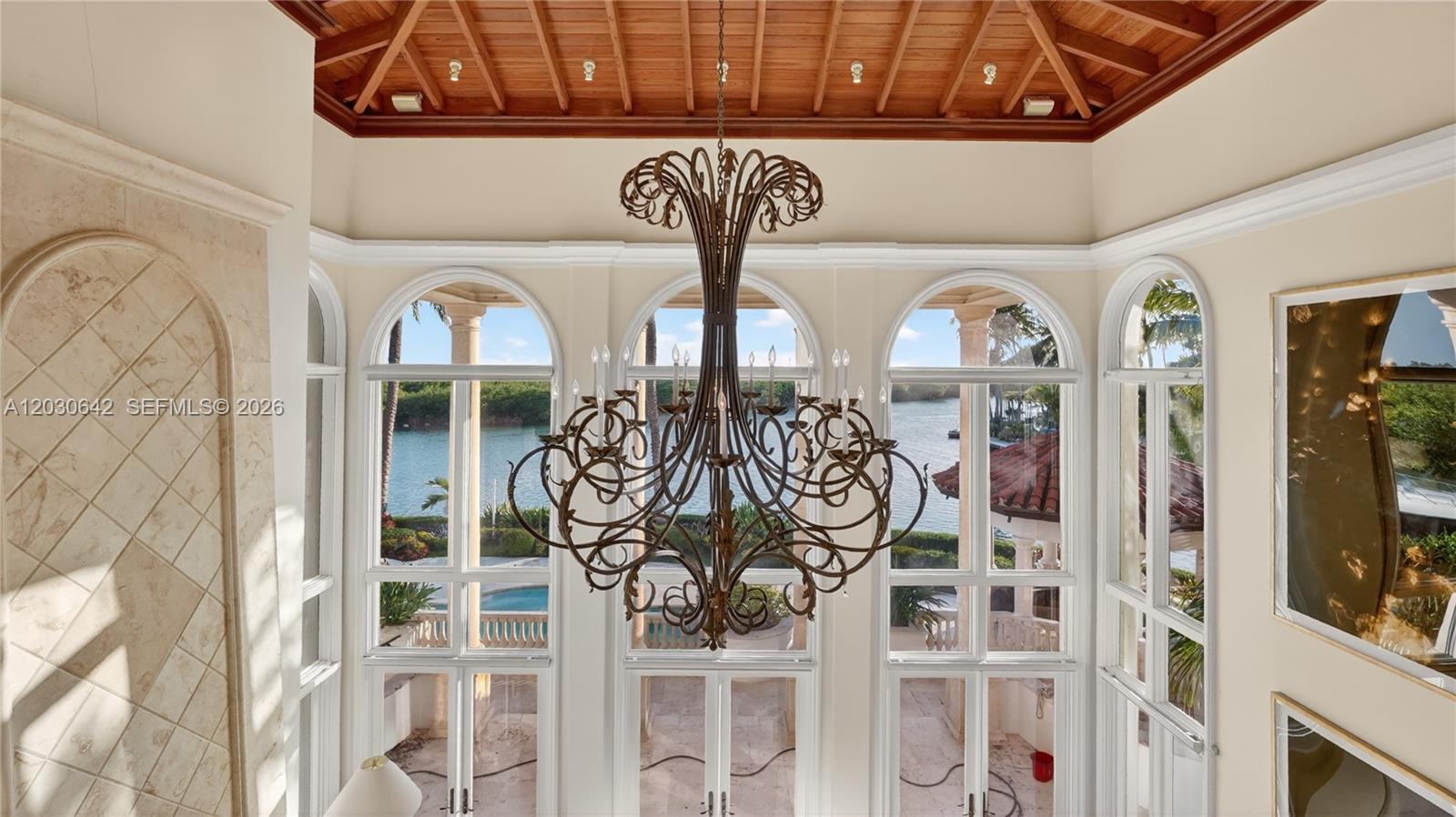 260 Cape Florida Dr