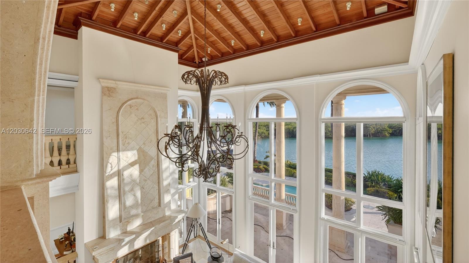 260 Cape Florida Dr