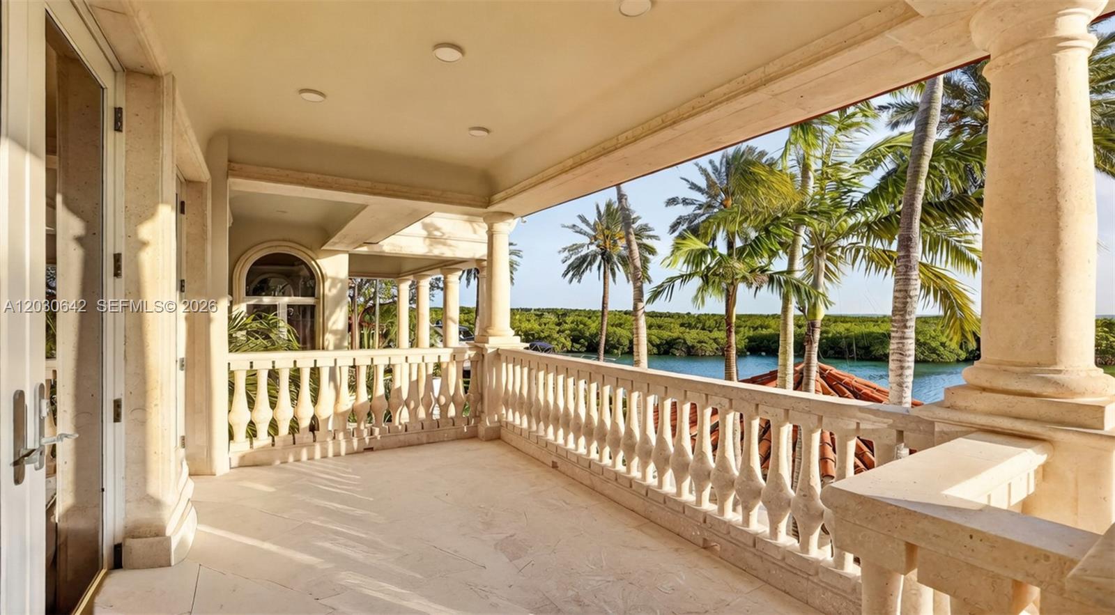 260 Cape Florida Dr