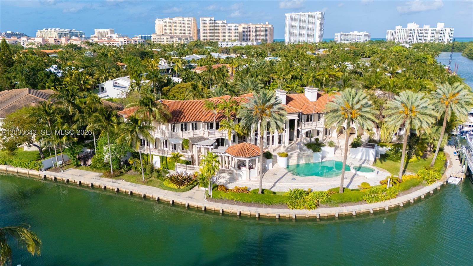 260 Cape Florida Dr