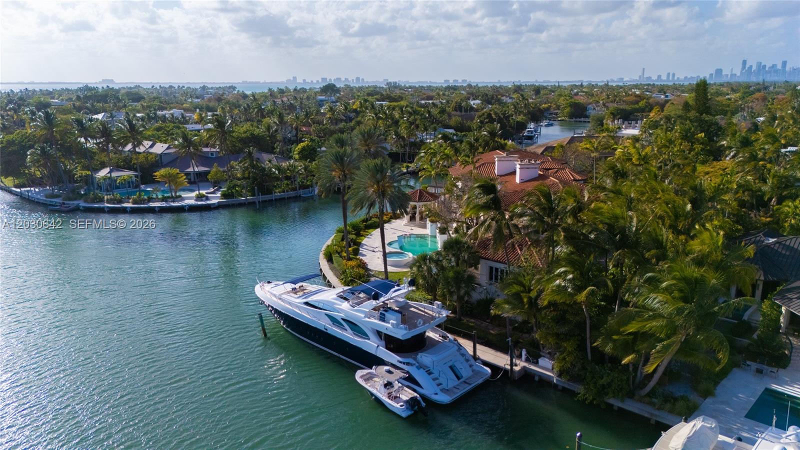260 Cape Florida Dr
