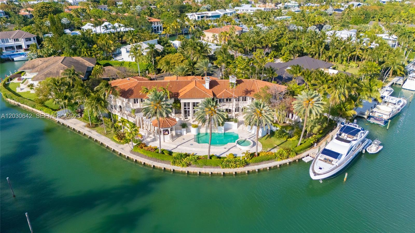 260 Cape Florida Dr
