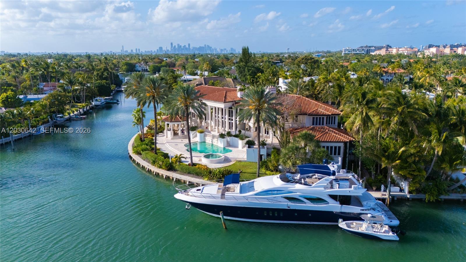260 Cape Florida Dr