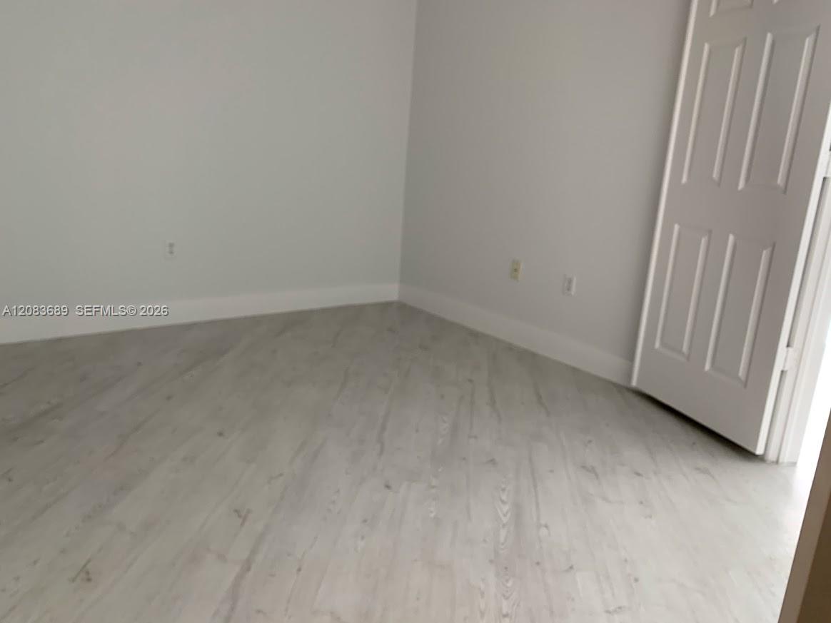 2030 S Douglas Rd # 521