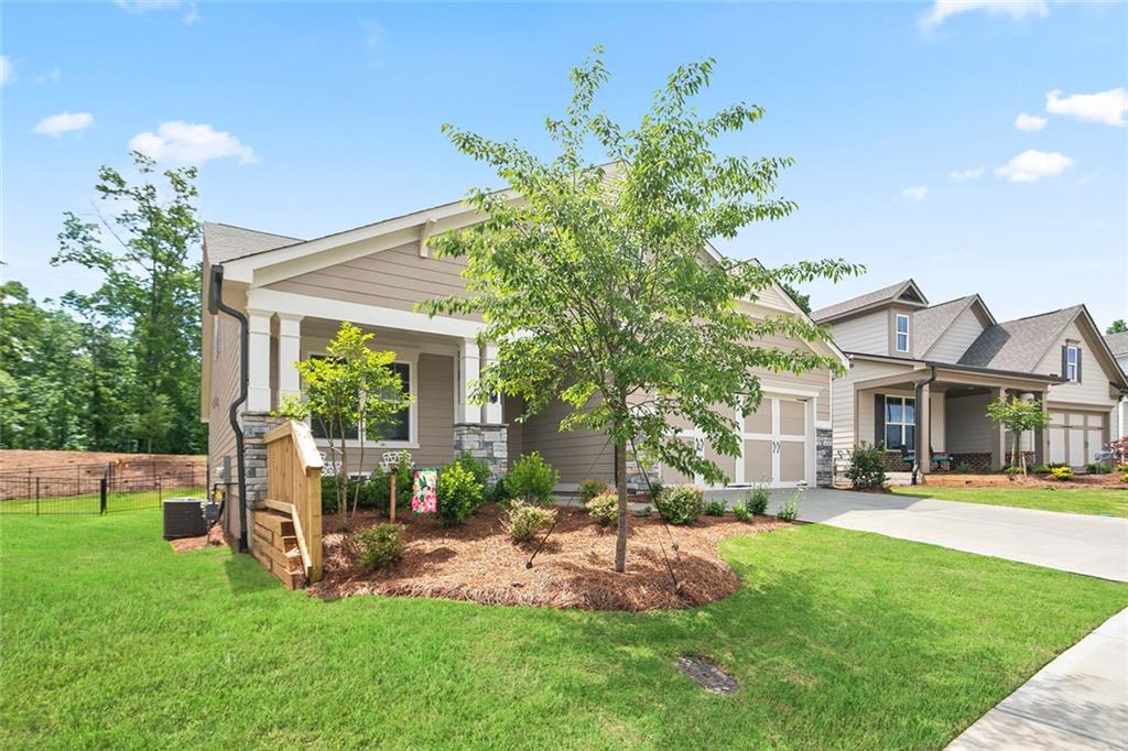 169 Hickory Bluffs Parkway