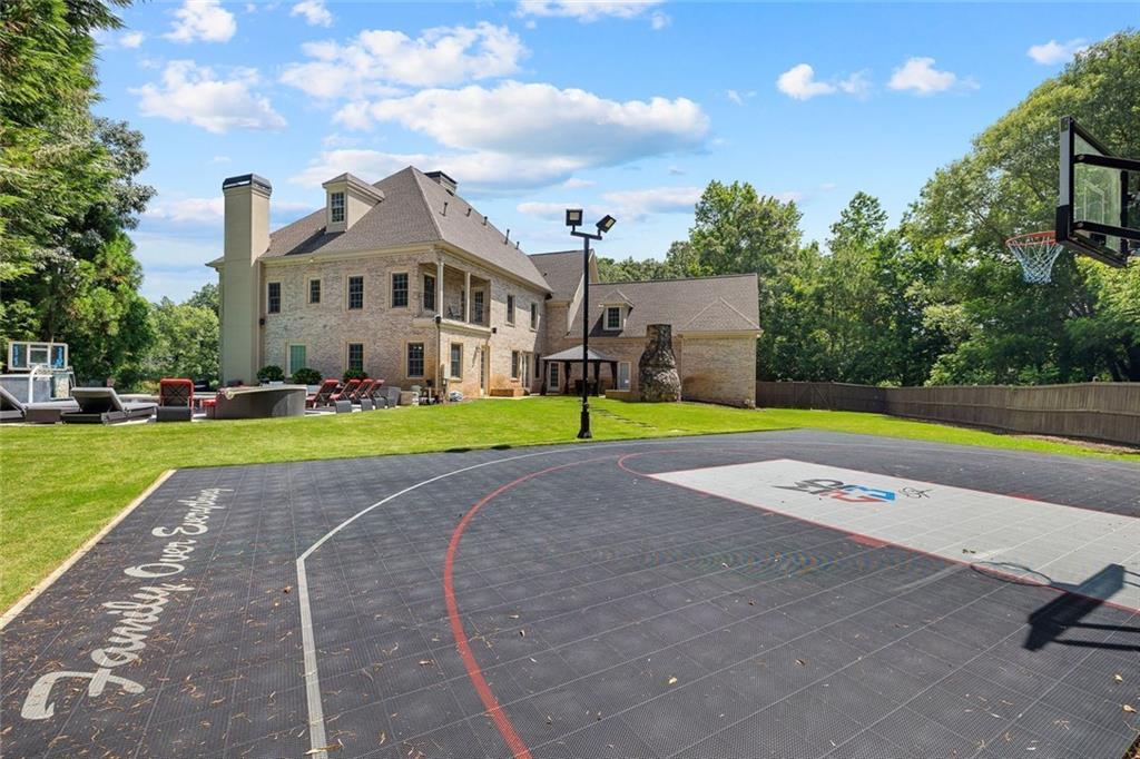 11140 W Road