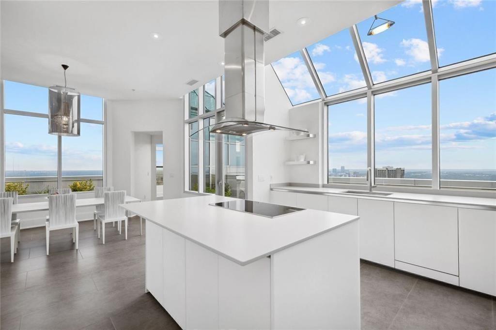 2828 Peachtree Road NW Unit P 3300