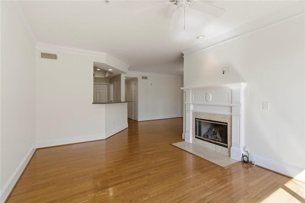 4100 Paces Walk SE Unit 4301
