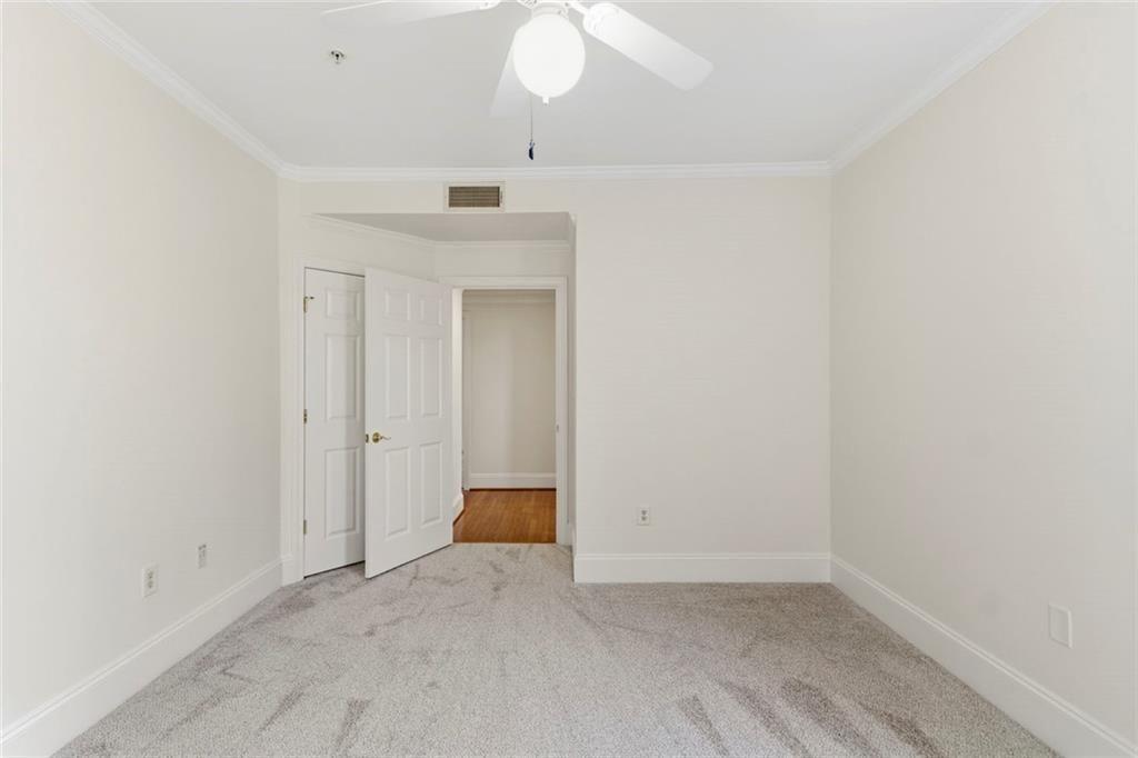 4100 Paces Walk SE Unit 4301