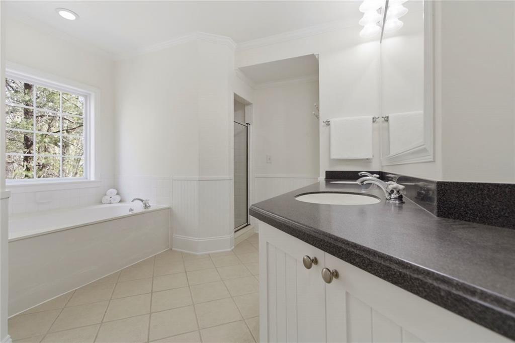4100 Paces Walk SE Unit 4301