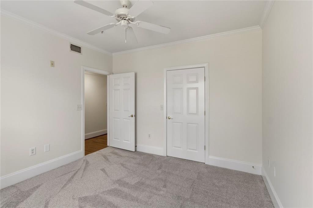 4100 Paces Walk SE Unit 4301