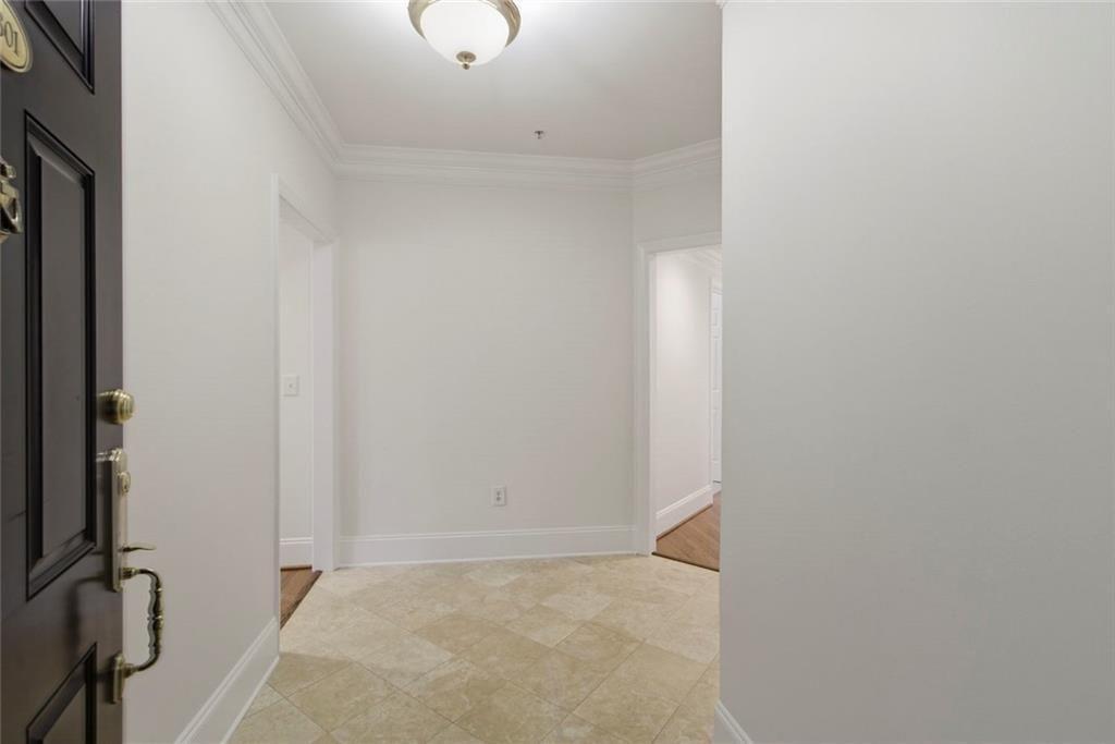 4100 Paces Walk SE Unit 4301
