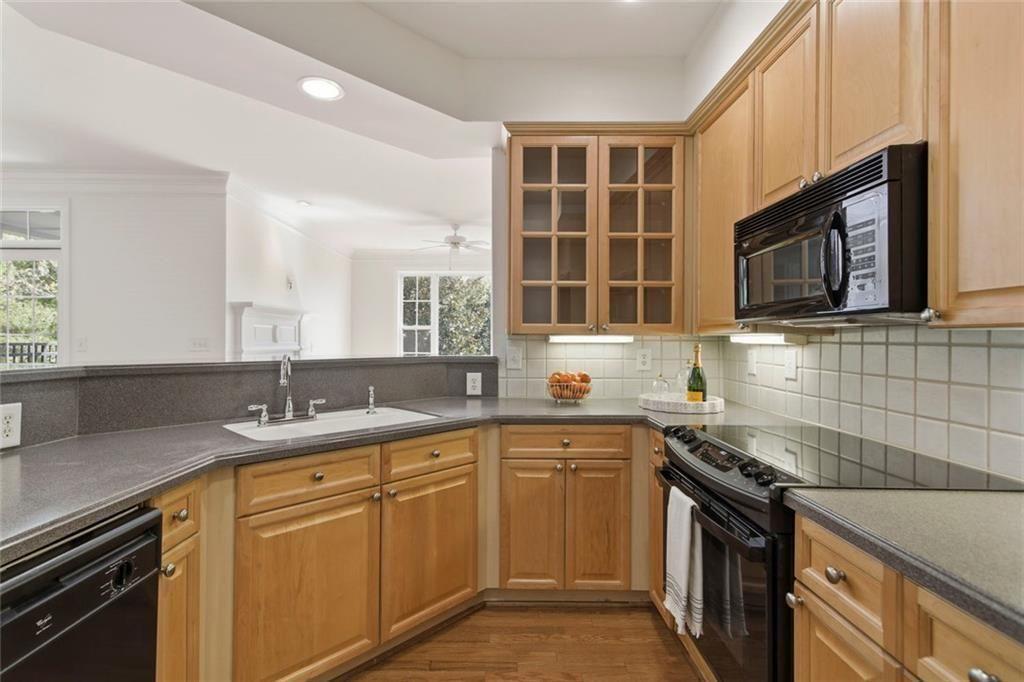 4100 Paces Walk SE Unit 4301