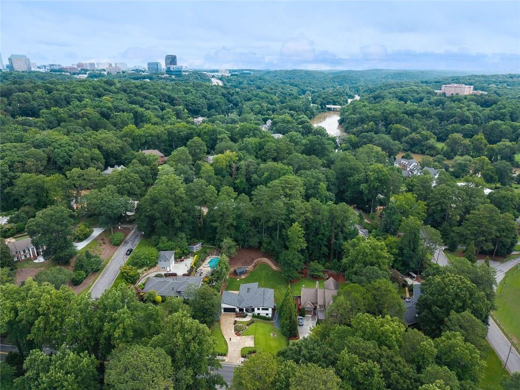 4217 Paces Ferry Road SE