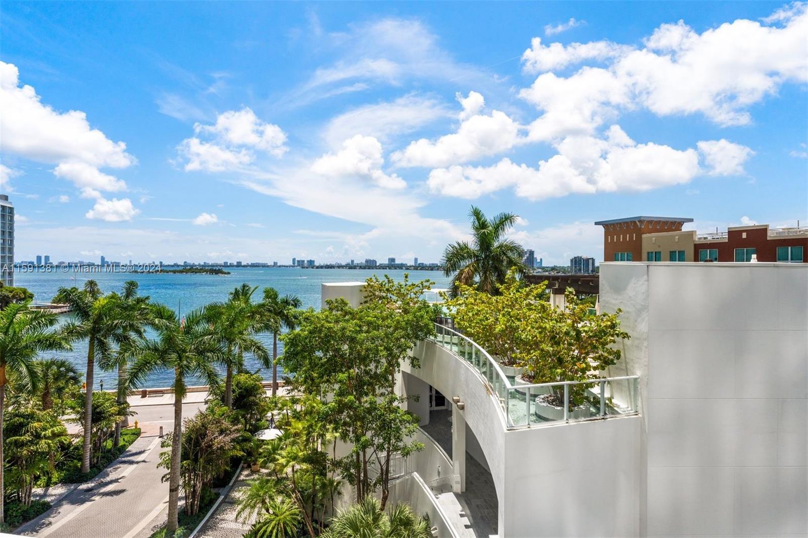2020 N Bayshore Dr # 608