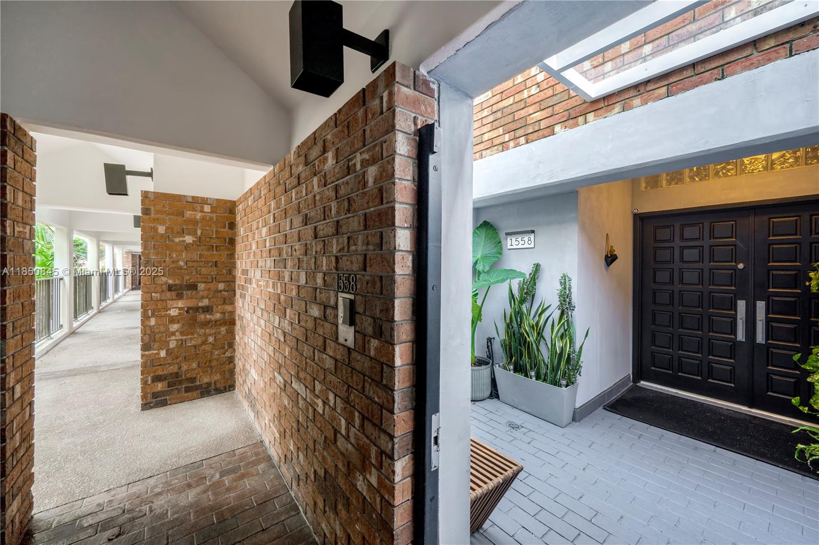 1558 NE Quayside Ter # D10